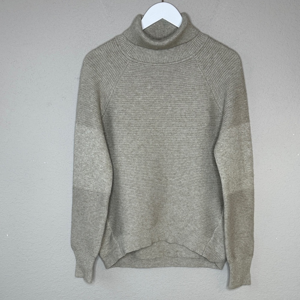 Kerisma Women's Angora Blend Ribbed Knit‎ Turtleneck Sweater Size S/M Tan